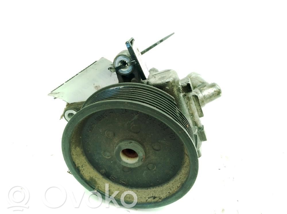 Mercedes-Benz ML W164 Ohjaustehostimen pumppu 