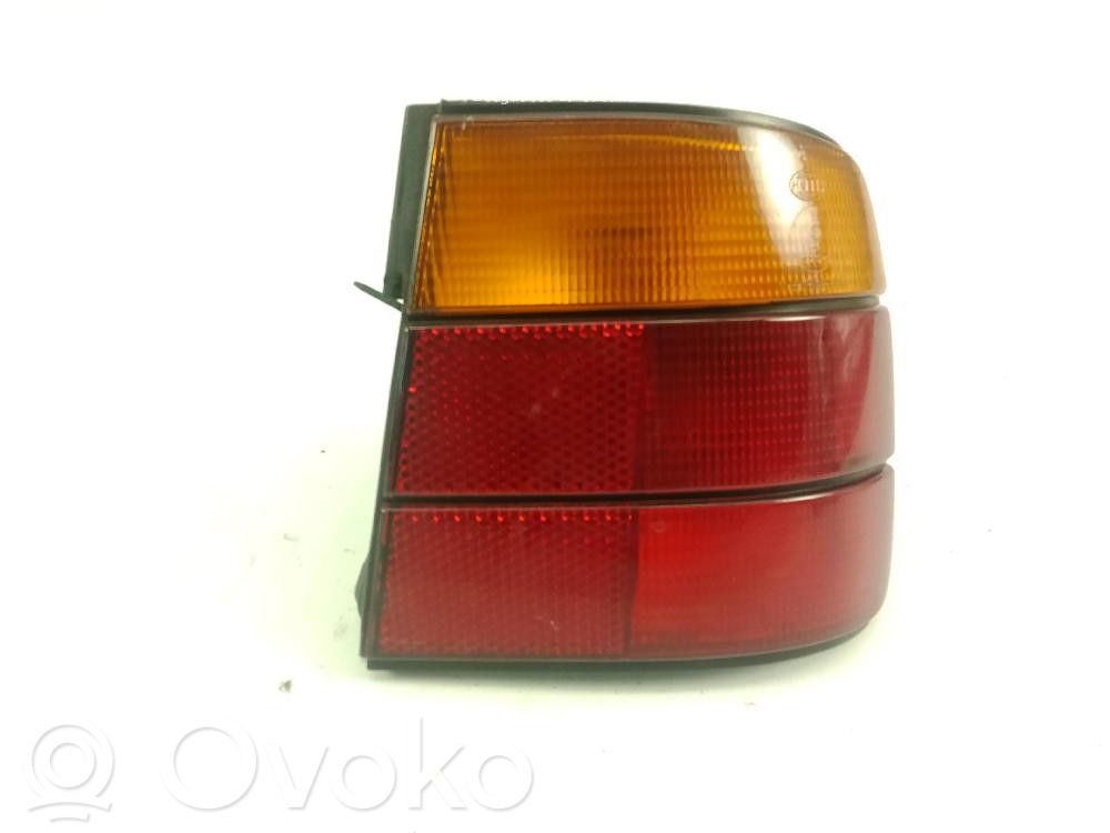 BMW 5 E34 Lampă spate în caroserie 