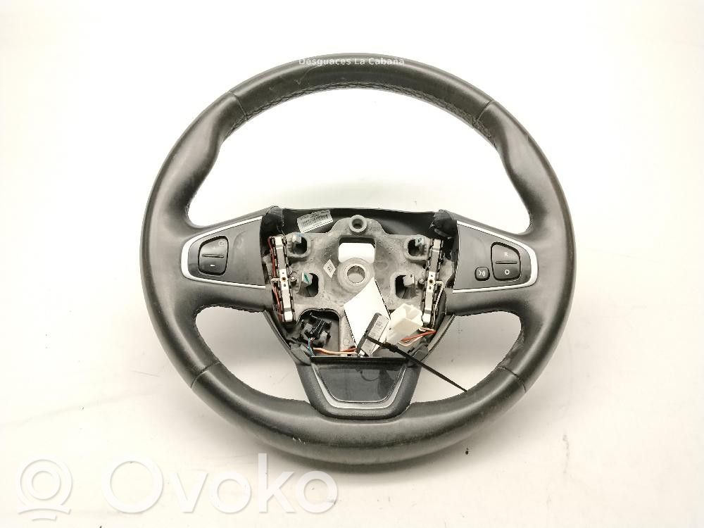 Renault Clio IV Stūre