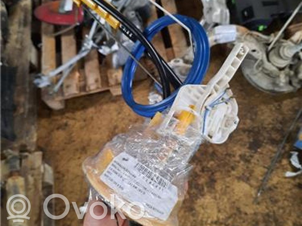 Bomba interna de combustible   6752064
