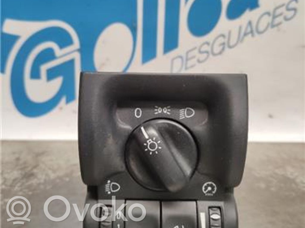 Interruptor de luz   90569813,90569813