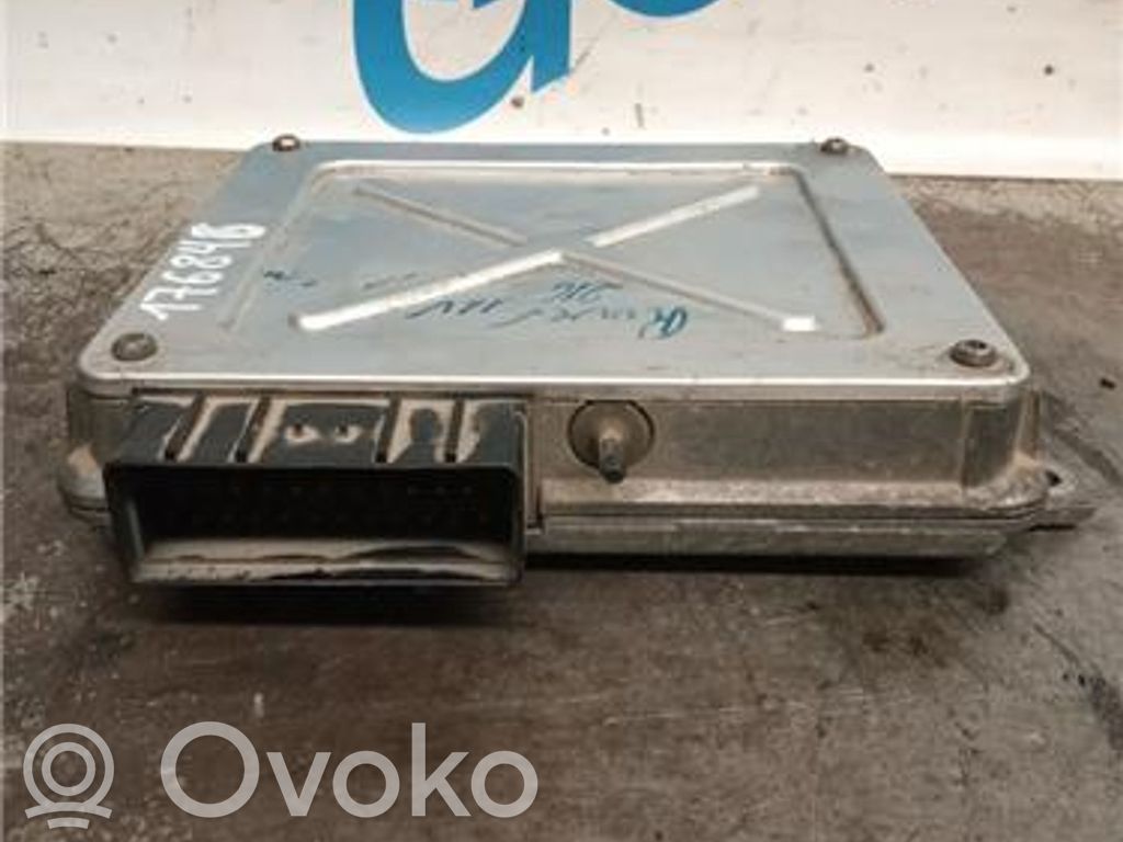 Engine control unit/module ECU   MKC104030