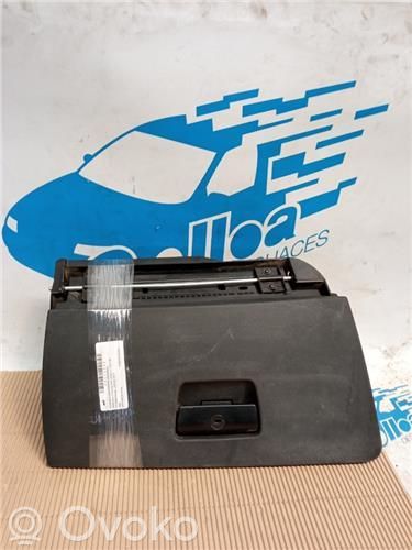 Guantera   3456789012,3456789012