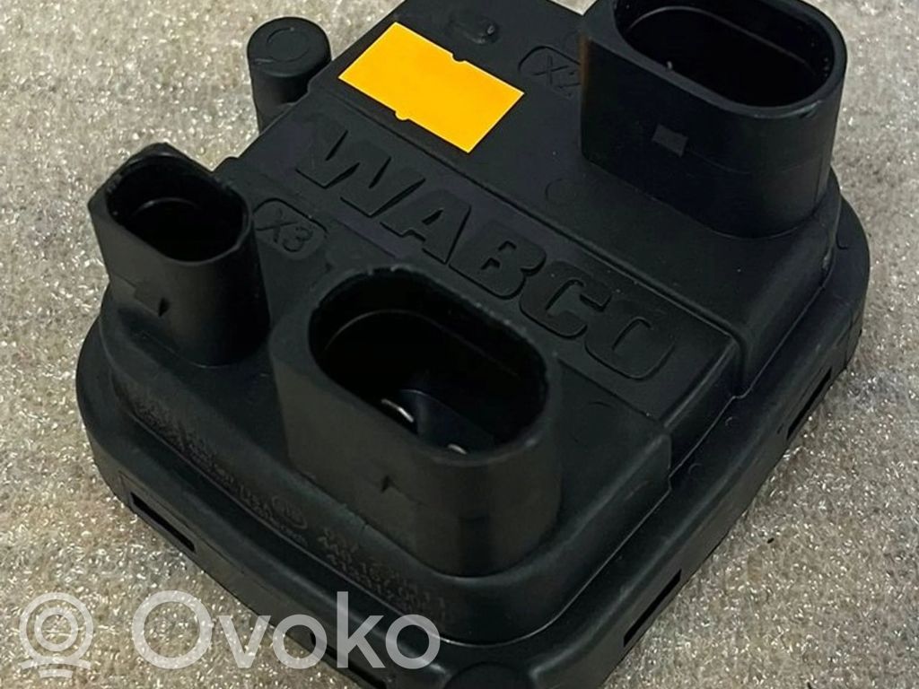 Audi Q7 4M Suspension control unit/module 