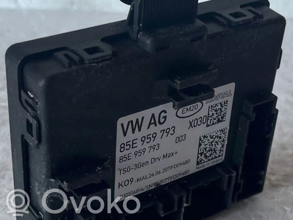 Door control unit/module   85E959793,85E959793