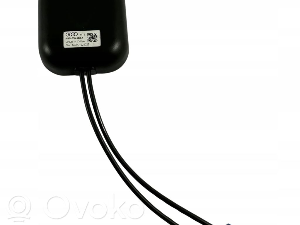 Audi Q7 4M Radioantenne 