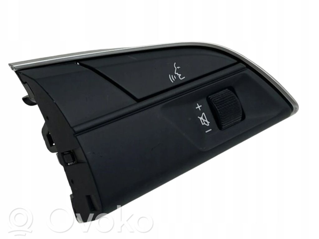 Audi Q3 F3 Interruptores/botones de la columna de dirección 