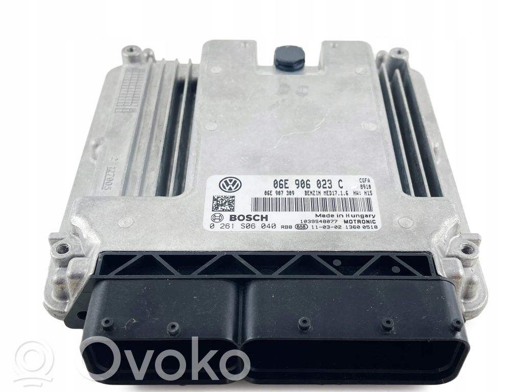 Volkswagen Touareg II Unitate/modul de control motor 