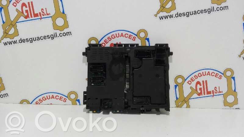 Peugeot 206 Fuse module 