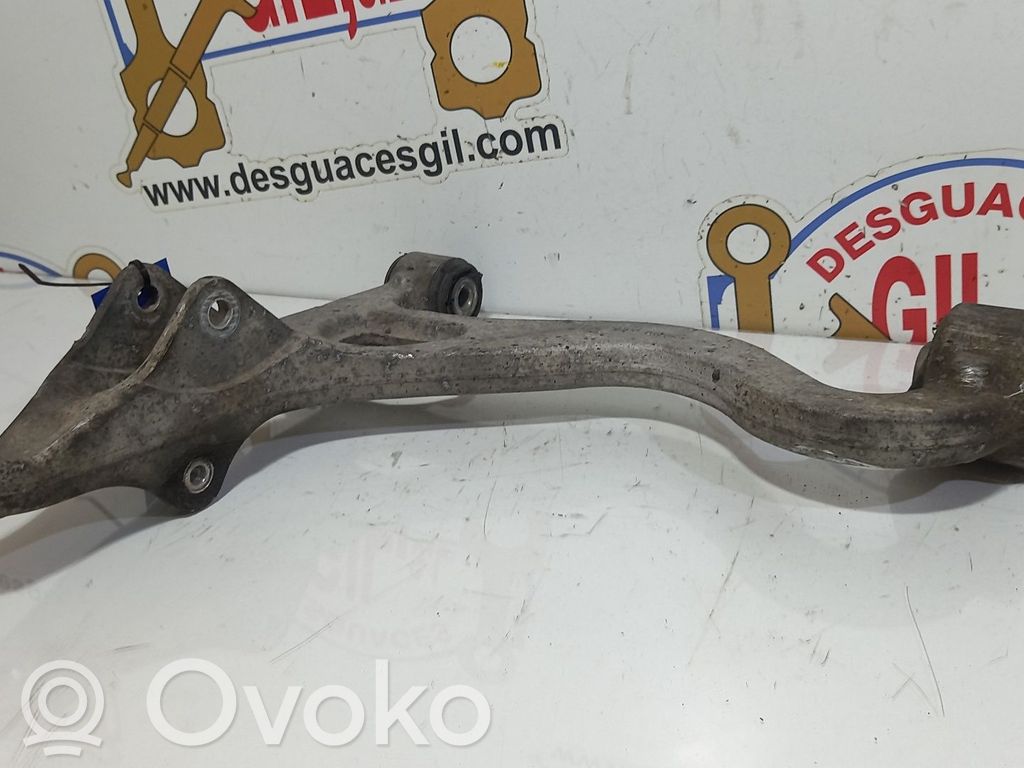 Front lower control arm/wishbone   30A52,124947