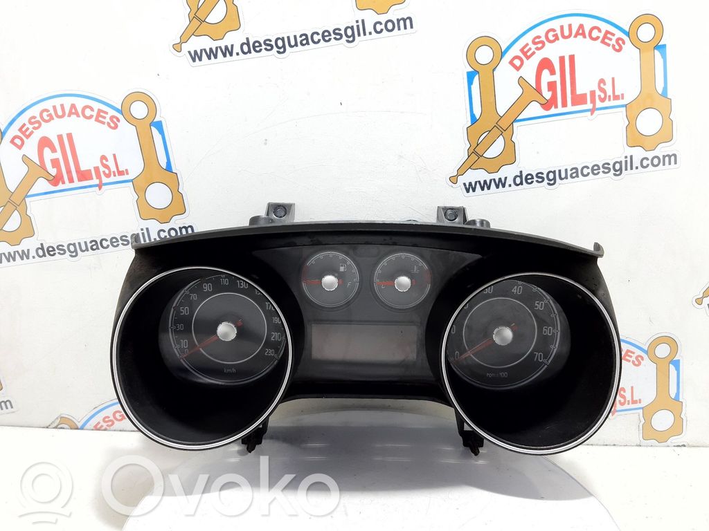 Fiat Grande Punto Licznik / Prędkościomierz 
