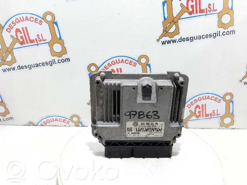Volkswagen Golf V Engine control unit/module 