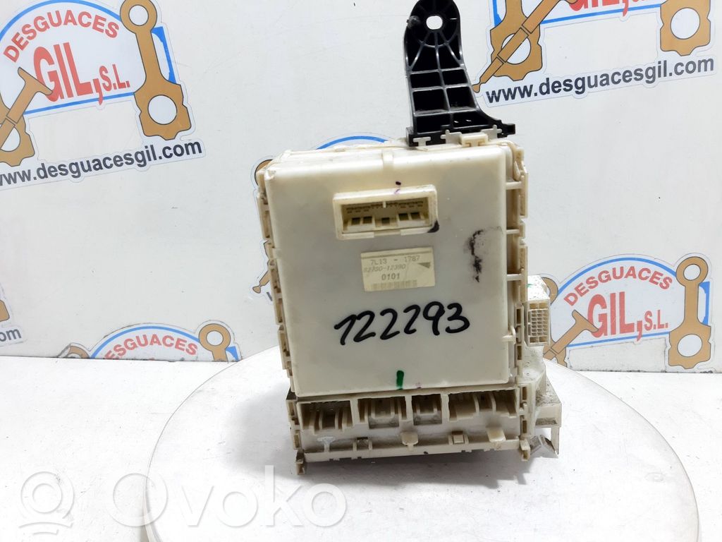 Toyota Corolla E160 E170 Modul siguranțe 
