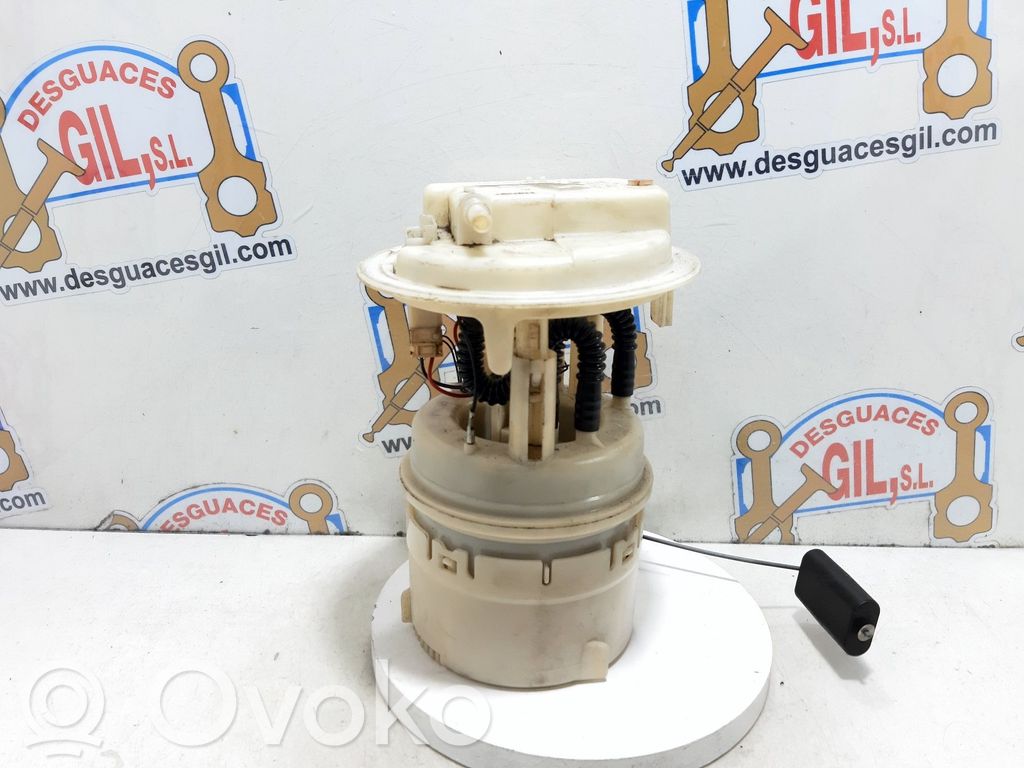 Peugeot 206 Pompe à carburant 
