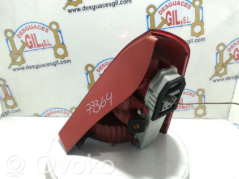 Renault Clio III Lampa tylna 