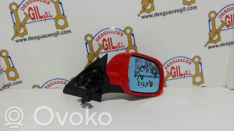 Audi A4 S4 B5 8D Front door electric wing mirror 