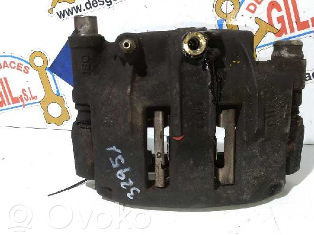 Caliper de freno delantero   32951