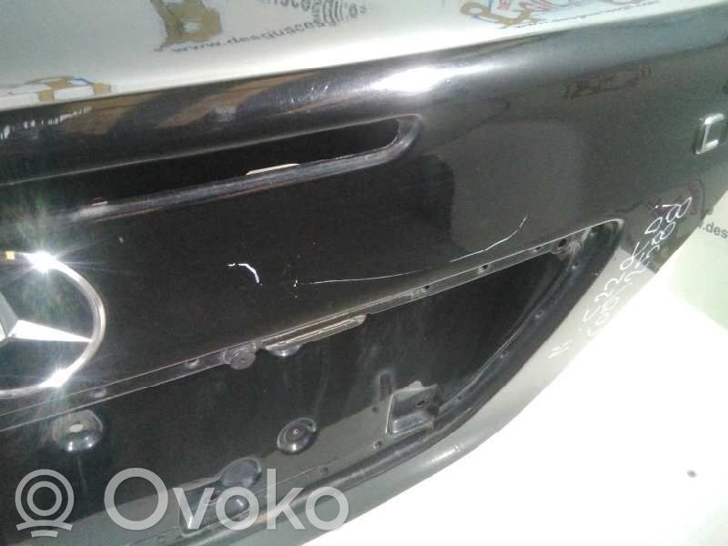 Mercedes-Benz C W203 Tylna klapa bagażnika 