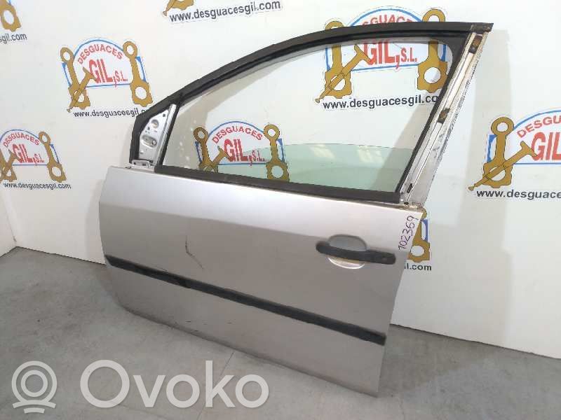 Priekinės durys   102369