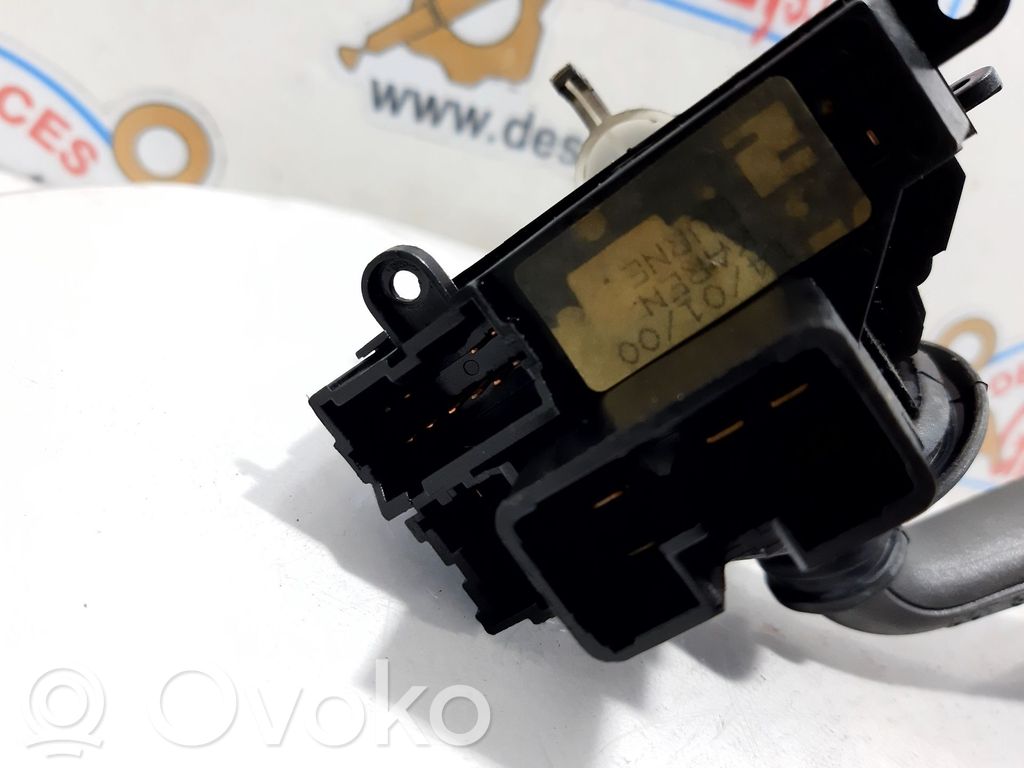 Suuntavilkun vipu   109883