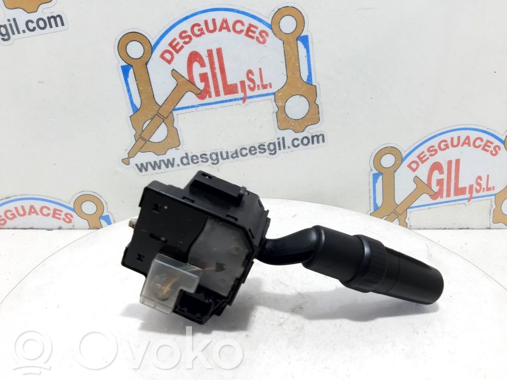 Lukturu slēdzis   122210