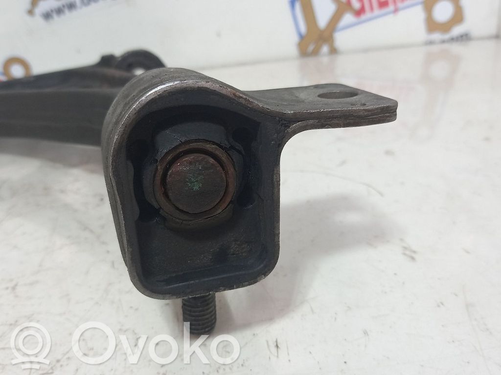 Peugeot 405 Front lower control arm/wishbone 