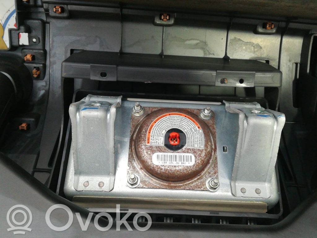 Opel Agila B Panelė 