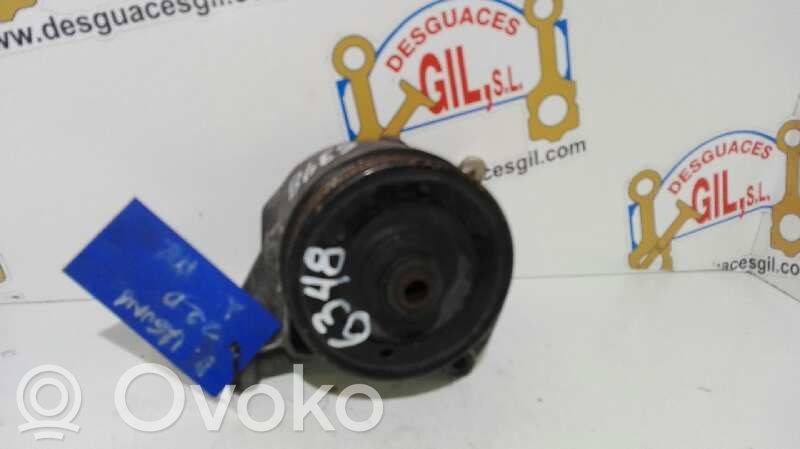 Renault Laguna I Power steering pump 