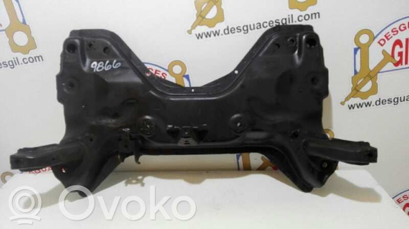 Peugeot 206 Priekinis traversas 