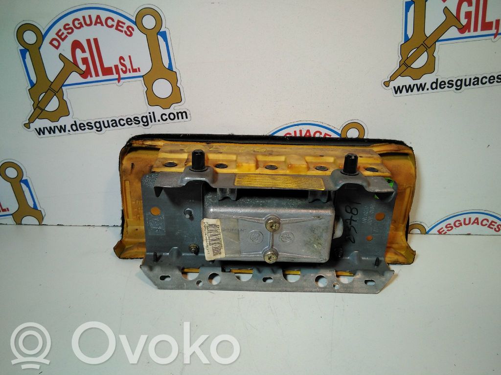 Seat Toledo I (1L) Poduszka powietrzna Airbag pasażera 