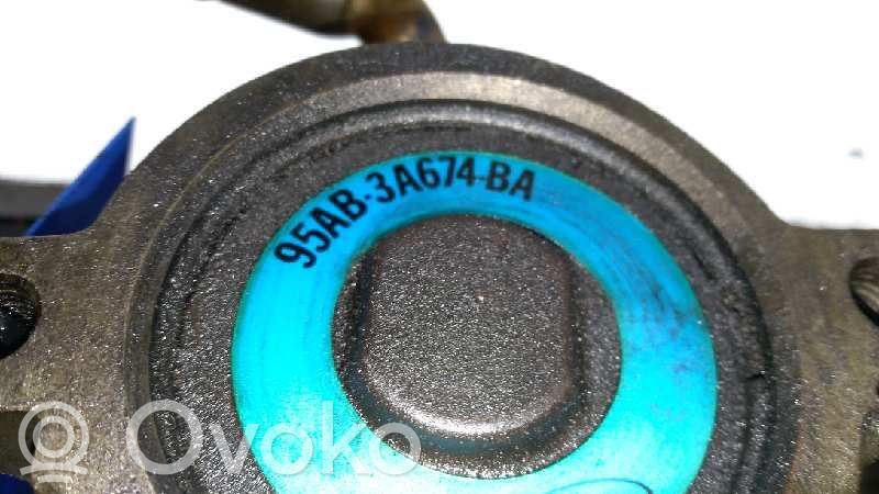 Ohjaustehostimen pumppu   95AB3A674BA,24964