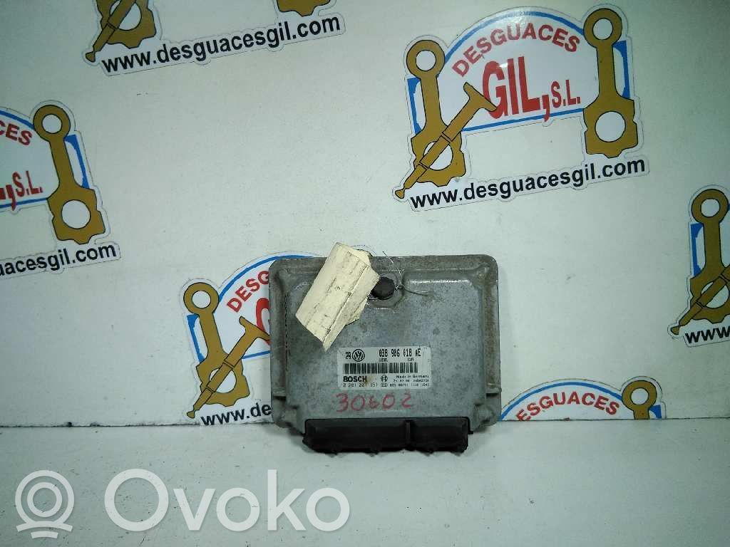 Volkswagen Golf IV Variklio valdymo blokas 