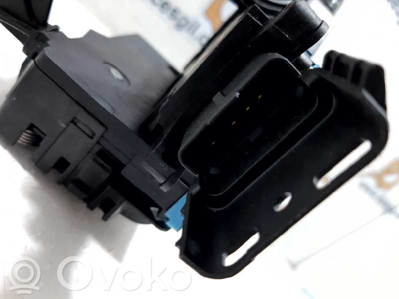 Citroen C3 Picasso Zamek drzwi tylnych 