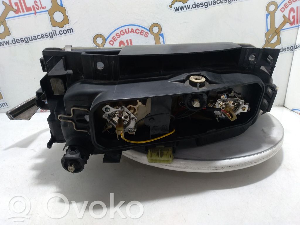 Citroen Saxo Lampa przednia 