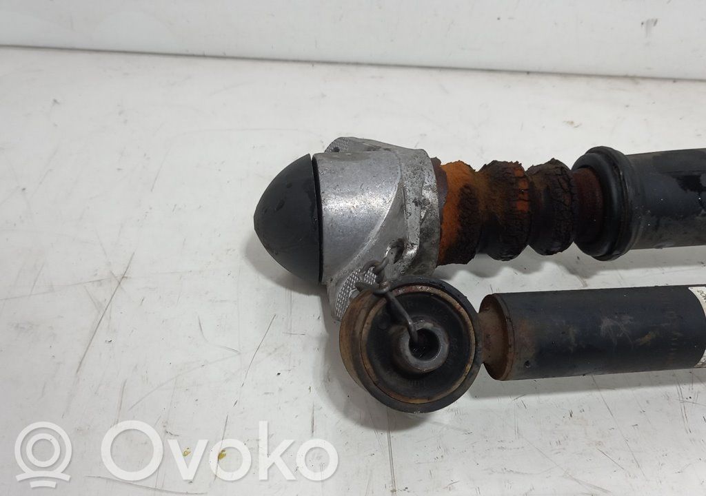 Volkswagen Polo IV 9N3 Front anti-roll bar/stabilizer link 