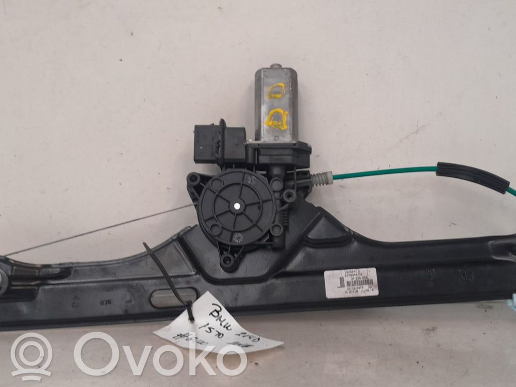 BMW 2 F45 Macara ușă față cu motor 