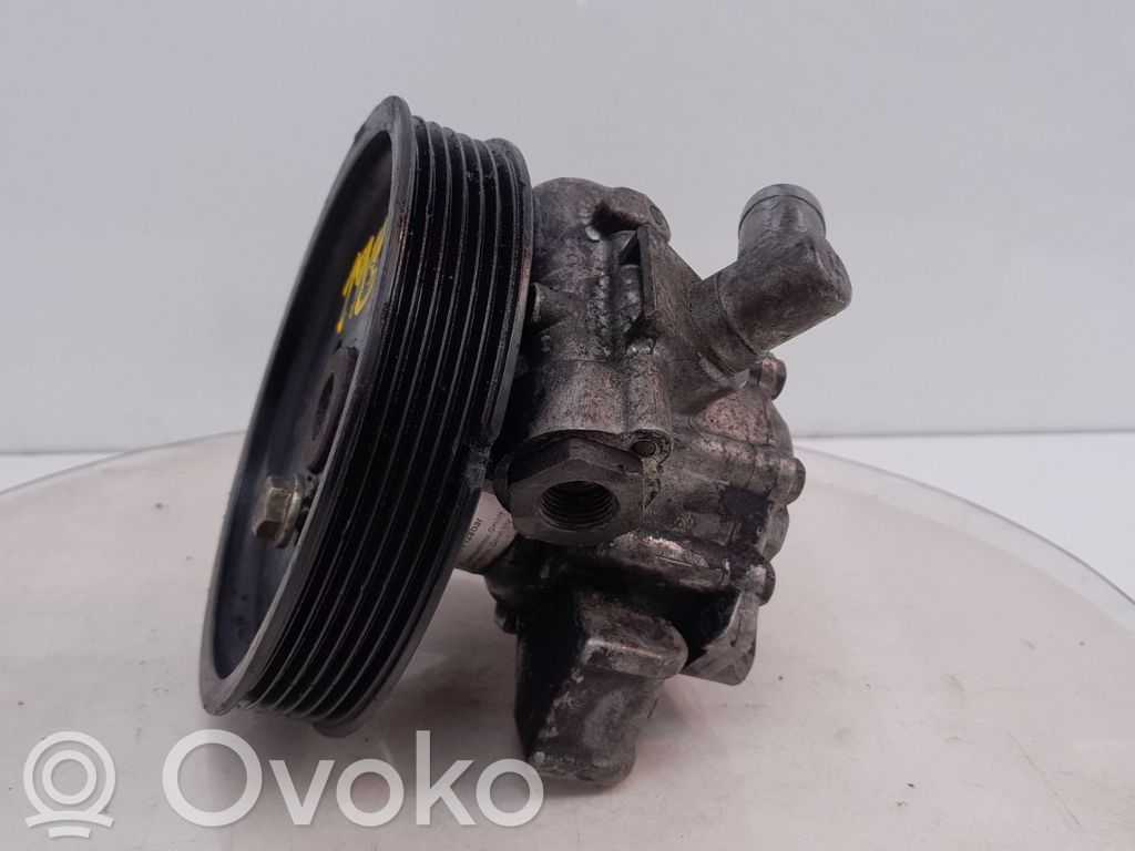 Mercedes-Benz E W211 Power steering pump 
