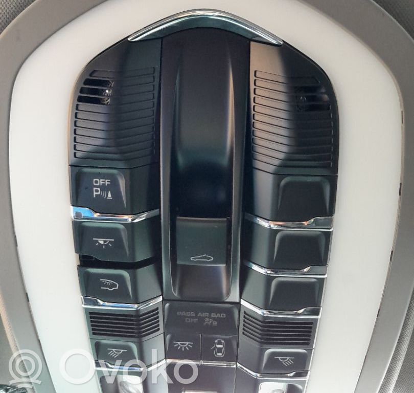Porsche Panamera (970) Luz del asiento delantero 