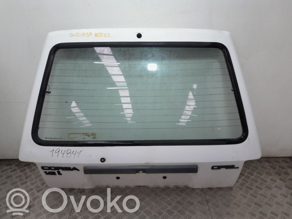 Opel Corsa A Aizmugurējais pārsegs (bagāžnieks) 