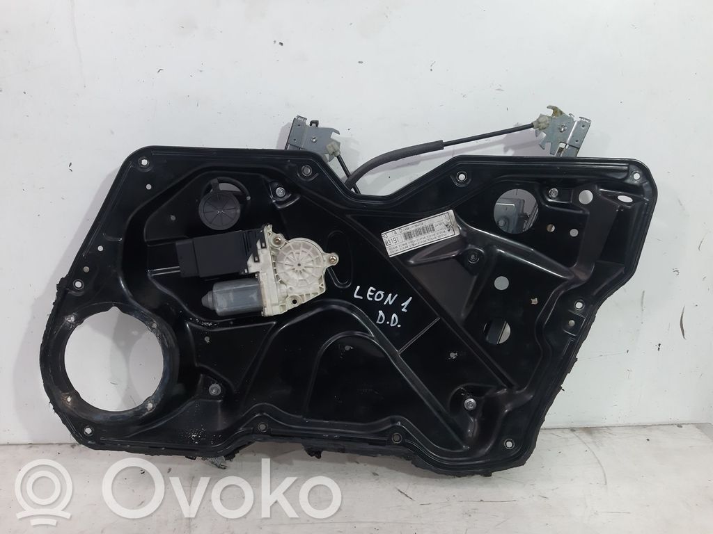 Seat Leon (1M) Podnośnik szyby drzwi z silniczkiem 