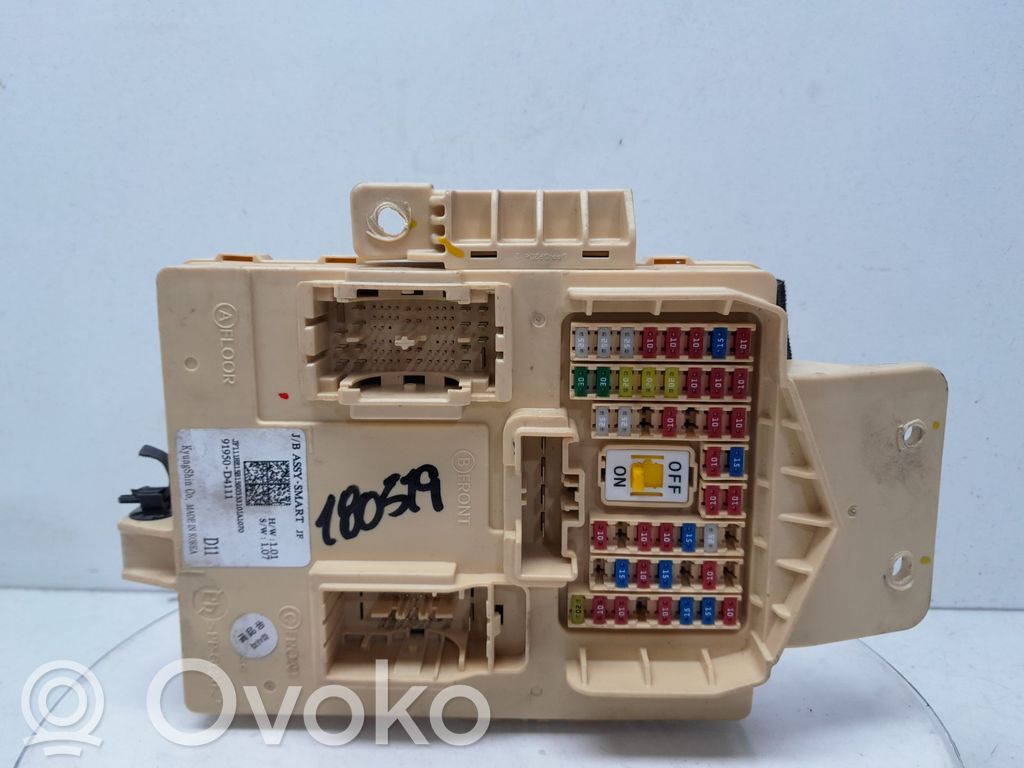 Saugiklių blokas   91950D4111,180519