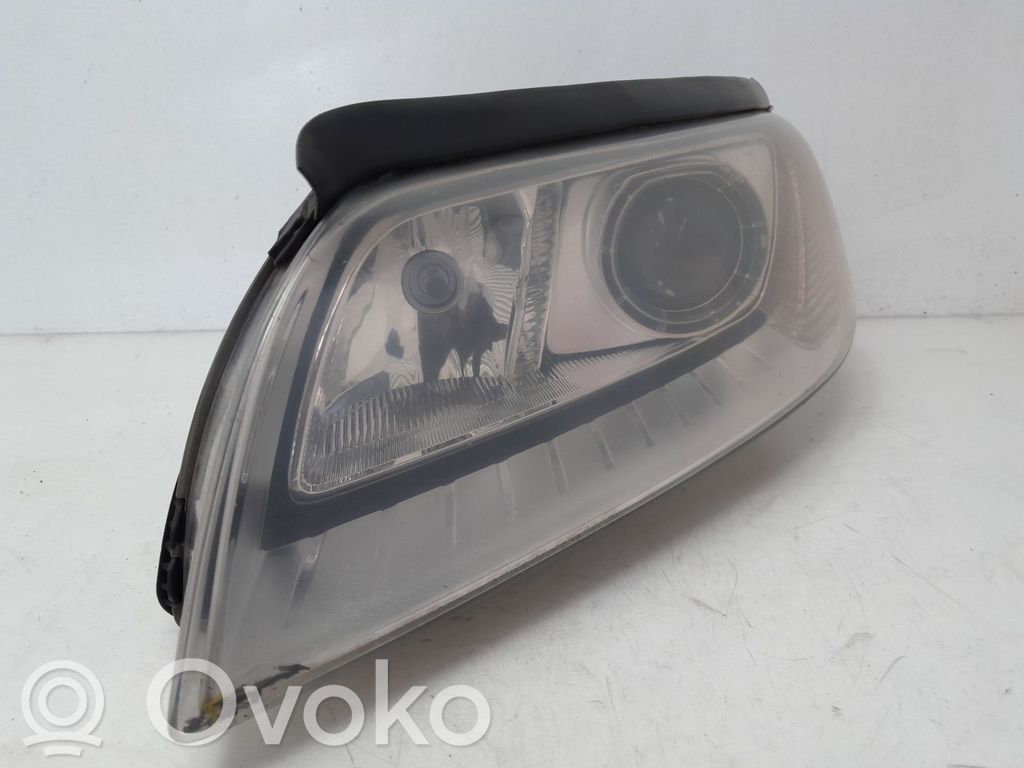 Volvo XC70 Faro delantero/faro principal 