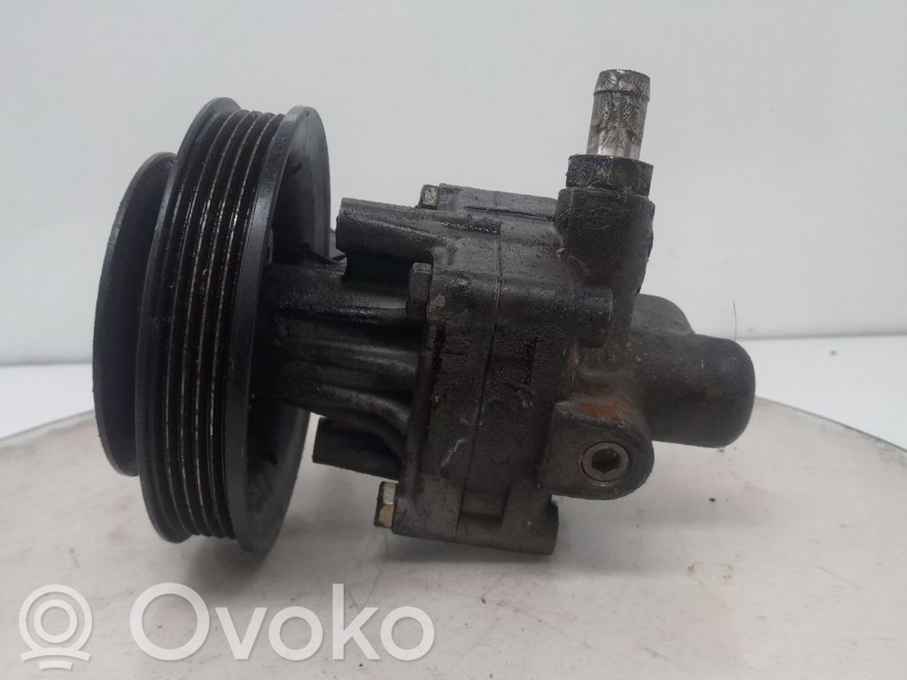 Audi A4 S4 B5 8D Power steering pump 