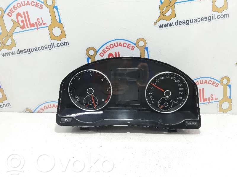 Volkswagen Jetta V Licznik / Prędkościomierz 