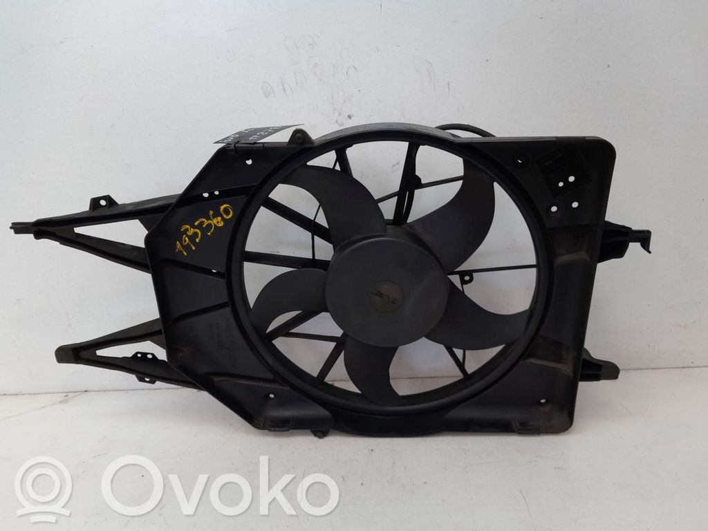 Ford Focus Elektrisks radiatoru ventilators 