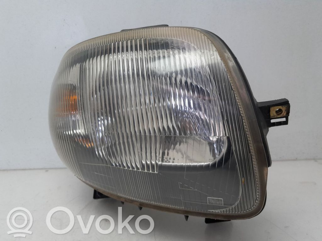 Renault Clio II Lampa przednia 