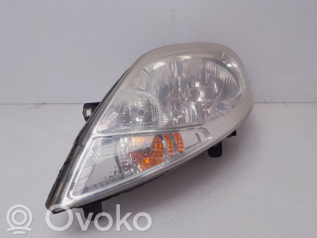 Renault Trafic II (X83) Lampa przednia 