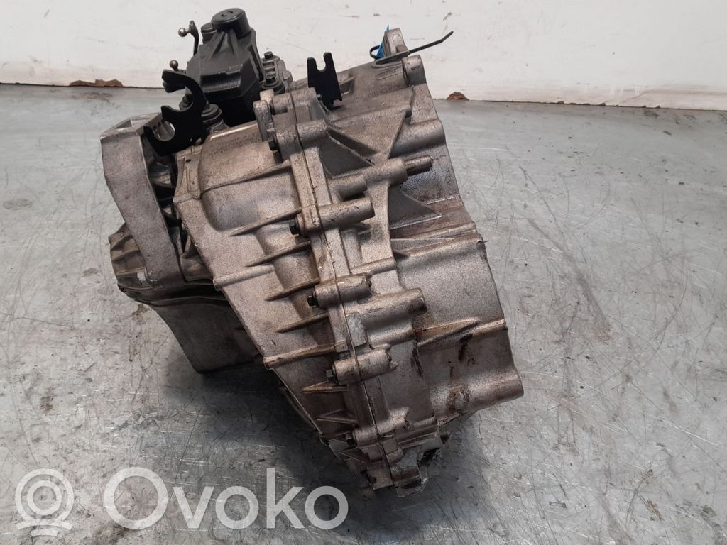 Volvo V60 Caja de cambios manual de 5 velocidades 