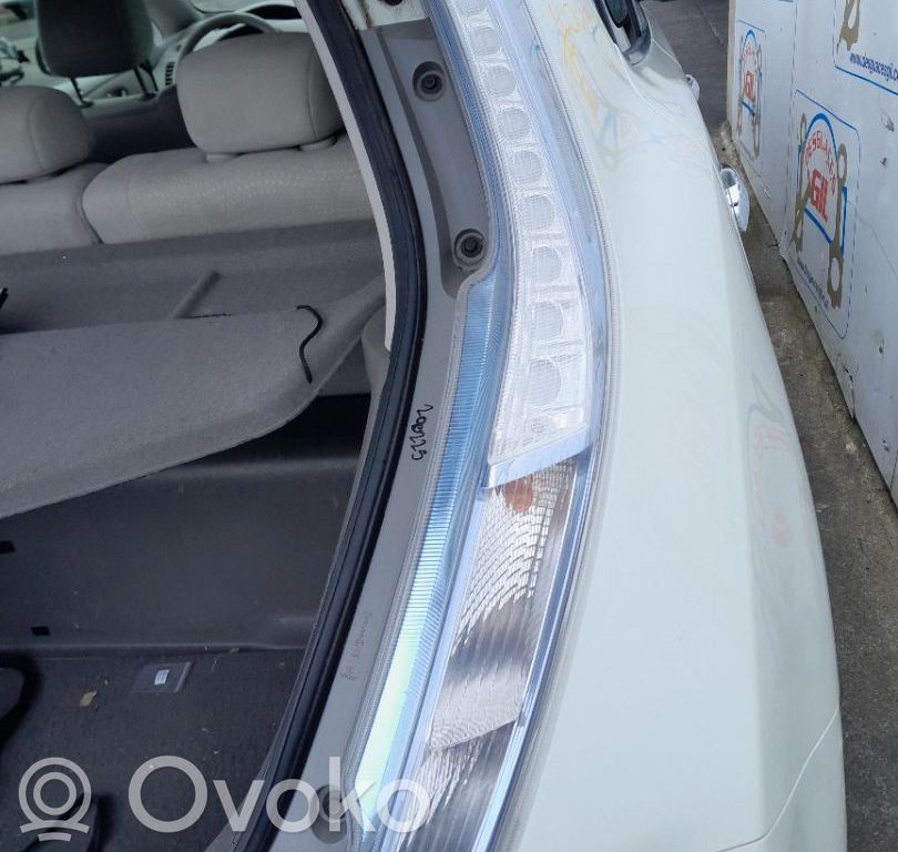 Nissan Leaf I (ZE0) Lampă spate în caroserie 