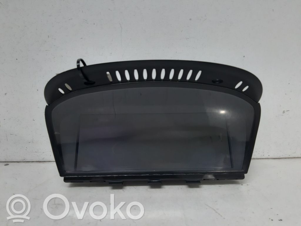 Radio / CD-Player / DVD-Player / Navigation   9114362016,205928